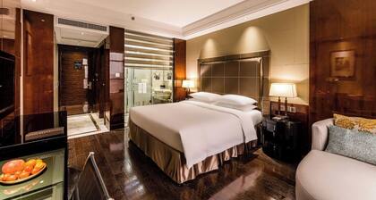 Mai Xinge International Hotel