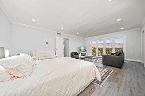 4 dormitoris, planxa i posts de planxar i wifi gratuïta 