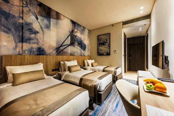Basic Double or Twin Room, City View | In-room safe, desk, iron/ironing board, free WiFi