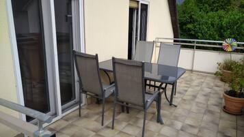 Buiten dineren