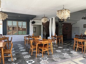 Daily cooked-to-order breakfast for a fee - Attara Hostel Senggigi (Senggigi)