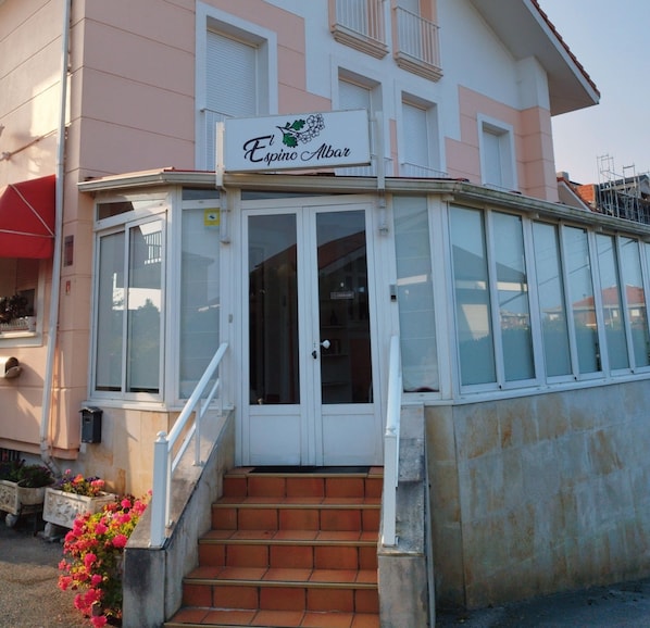 Front of property - El Espino Albar - Self Check-in (Argoños)