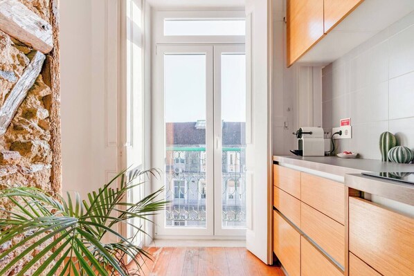 House | Private kitchen | Electric kettle, toaster