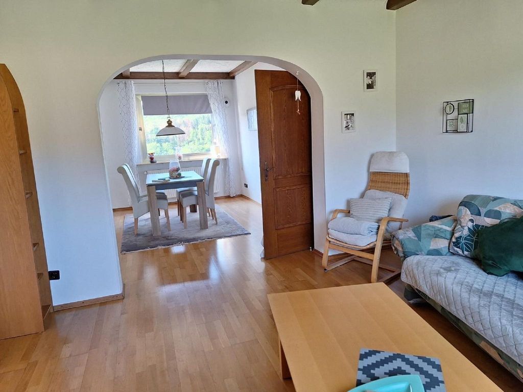 Haus Weiherfeld - Ferienwohnung Mit 2 Schlafzimmern - Tholey