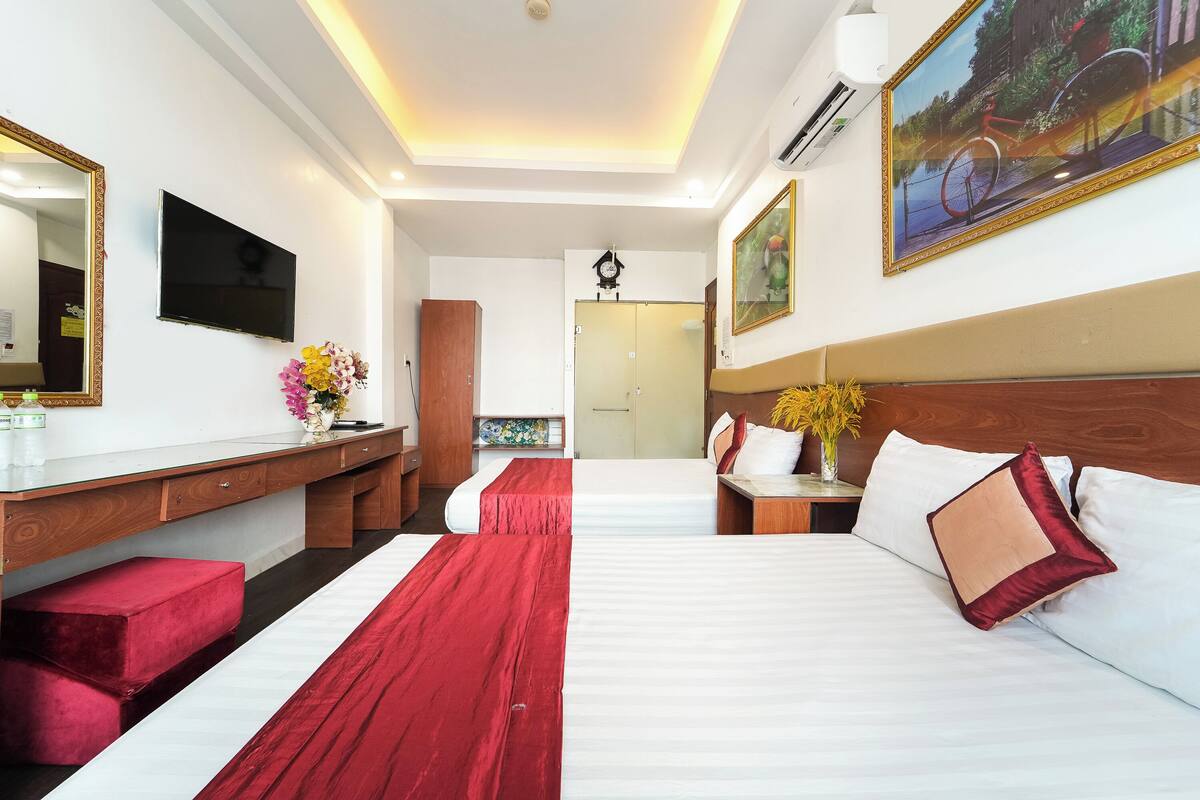 Family Room | Free WiFi, bed sheets