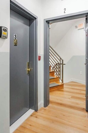 Interior - 3. Lux 1BR–Prime Location: Fishtown & Center City! (Philadelphia)