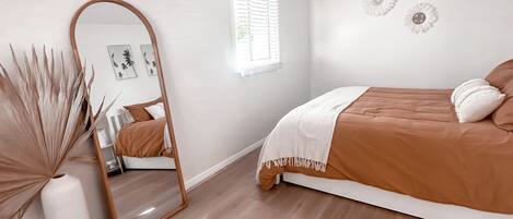 1 bedroom, iron/ironing board, free WiFi, bed sheets