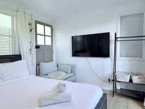 1 bedroom, free WiFi, bed sheets