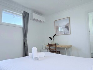 1 室のベッドルーム、WiFi (無料)、ベッドシーツ