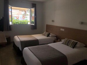 Comfort Twin Room | Free WiFi