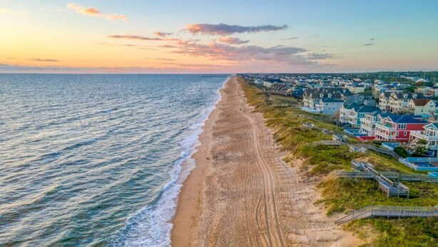 Beach nearby - Direct Ocean Front 2BR w/ Pool (Nags Head)