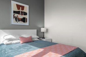 1 bedroom, iron/ironing board, travel cot, free WiFi