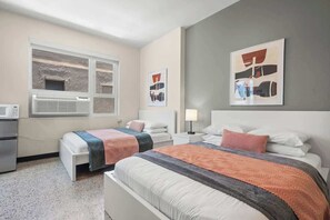 1 Schlafzimmer, Bügeleisen/Bügelbrett, Reisekinderbett, kostenloses WLAN