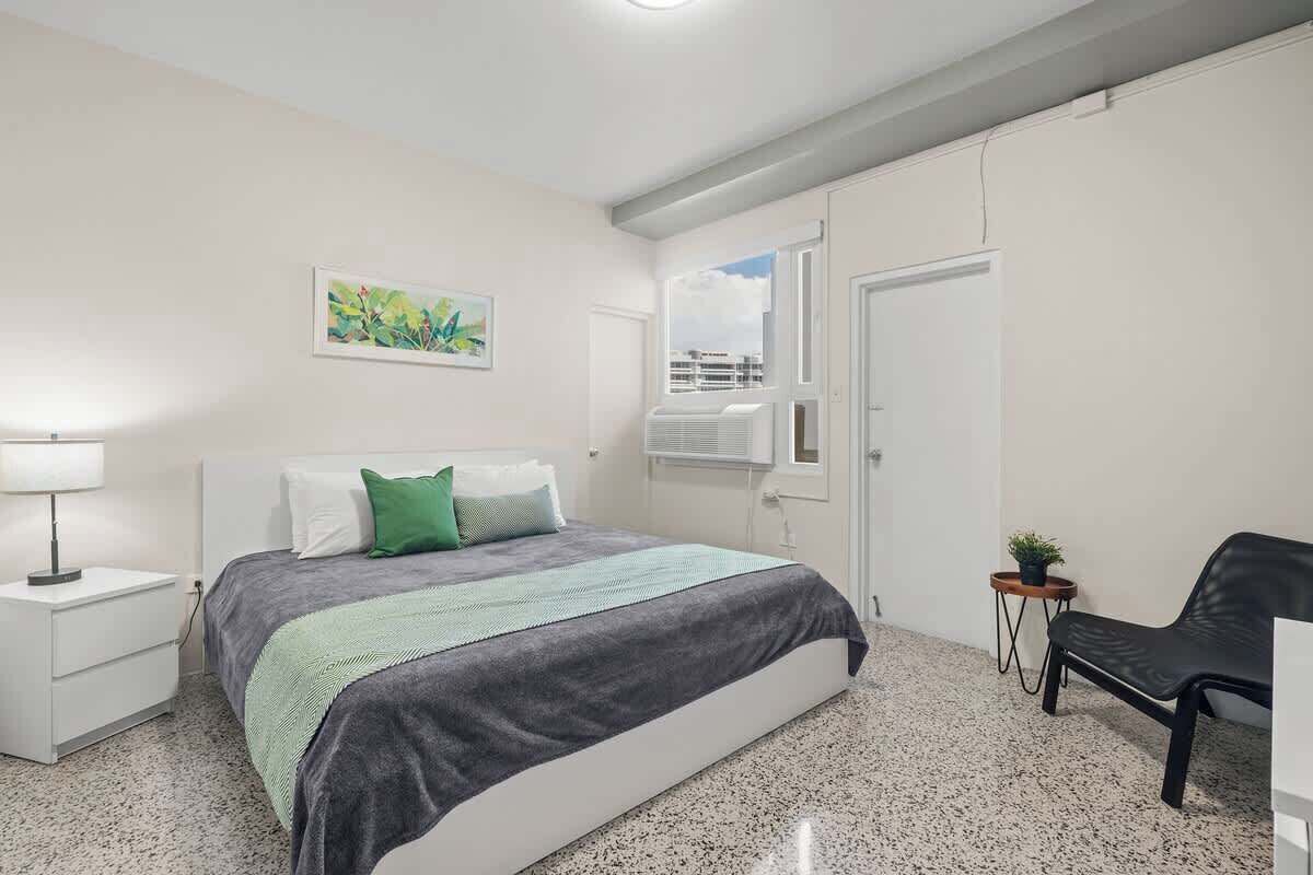 1 bedroom, iron/ironing board, travel cot, free WiFi