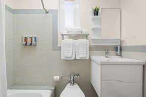 Shower, hair dryer, shampoo