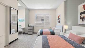1 bedroom, iron/ironing board, travel cot, free WiFi