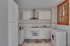 Mikrobølgeovn og kokeplater