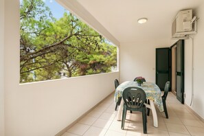 Dining - Apartment 'Sabbia d'oro, 509' with Shared Pool and Wi-Fi (Scialara)