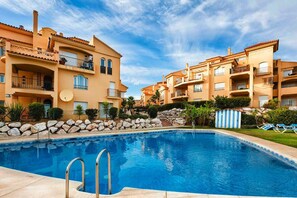 Lejlighed | Pool | Udendørs pool