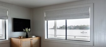 Bluebird Ocean Point Inn | King Cottage Suite | Pet-Friendly with Free Dog Treat