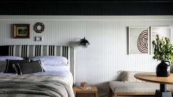 1 chambre, fer et planche Ă repasser, Wi-Fi gratuit, draps fournis