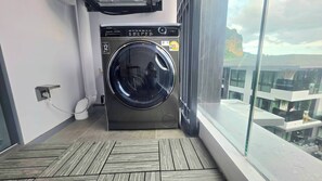 Shared Dormitory, 1 Bedroom, Accessible, Balcony | Interior