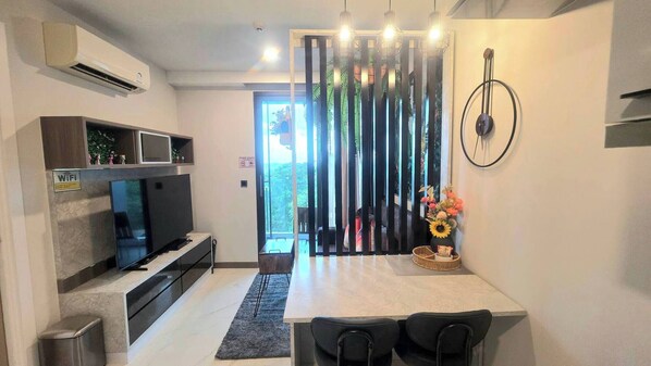 Shared Dormitory, 1 Bedroom, Accessible, Balcony | Living area