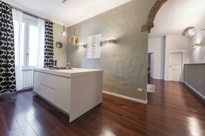 Deluxe Apartment | Private kitchen