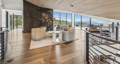 Mountainhead House, Ski Access Funicular, Pool, Hot Tub, Bowling Alley, Basketball Court