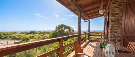 Standard Townhome, Multiple Bedrooms (La Guzzetta Stintinese) | Outdoor dining