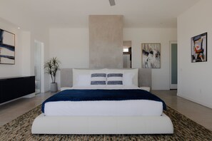 4 soverom, skrivebord, strykejern/-brett og wi-fi (inkludert)