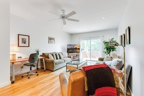 Älytelevisio, työhuone, tulostin