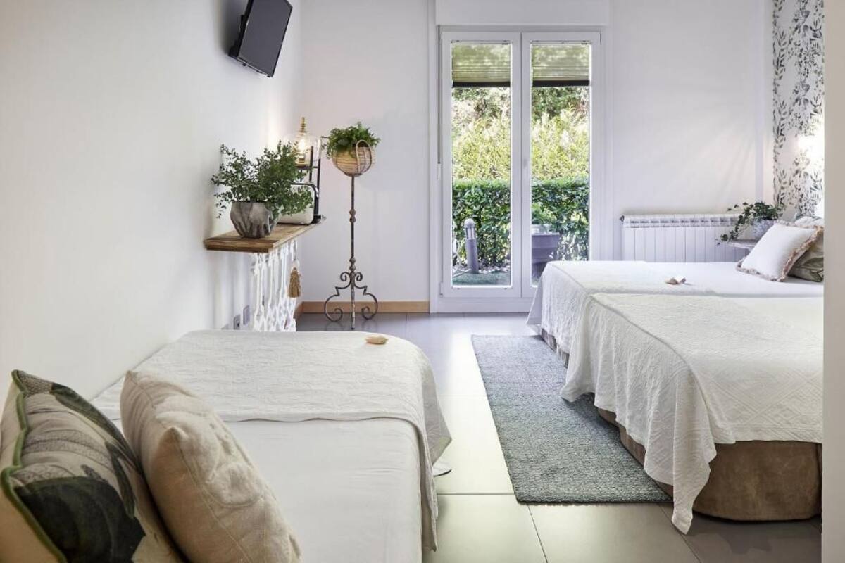 Triple Room, Terrace | Free WiFi, wheelchair access