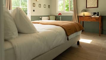 Classic Double Room, Garden View