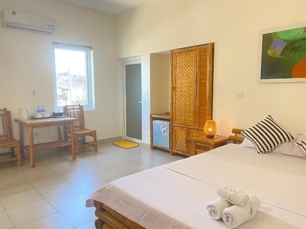 Standard Room, Garden View | Free WiFi