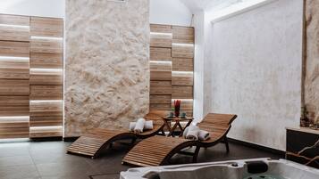 Bastu, bubbelpool, Ängbastu, djupmassage och klassisk massage