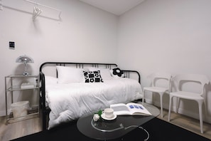 Family Room (Us- Free OTTs Included) | Wi-fi percuma
