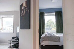 2 slaapkamers, reisbedje, wifi, beddengoed