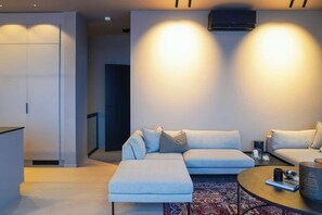 TV, offices