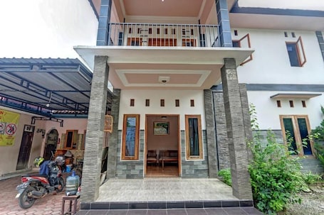 Exterior detail. Wisma CK Kebumen by Cozzy
