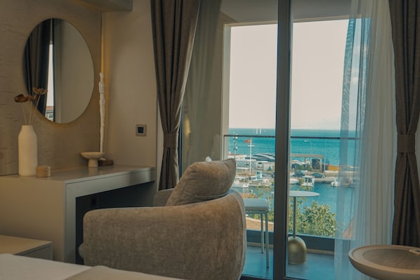 Deluxe Room, Balcony, Sea View