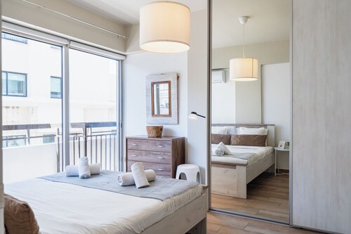 Berries 1-BR Apt in Larnaca