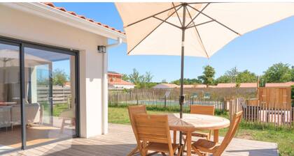 House near the Bassin - 3 bedrooms - Swimming pool - 10 min Beach - Biscarosse