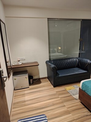 Luxury Suite | Living area