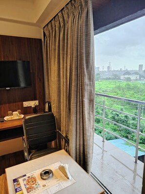 Comfort Double Room, Balcony, City View