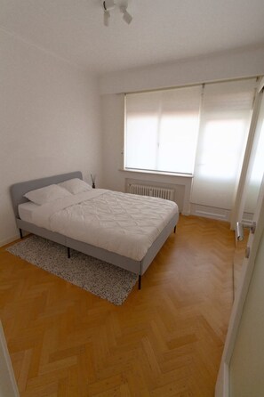 2 sovrum, strykjärn/strykbräda, wi-fi och sängkläder