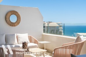 Property grounds - The Casa Solana by HWPC (Fuengirola)
