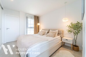 2 bedrooms, iron/ironing board, travel crib, free WiFi
