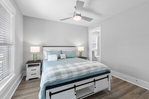 5 bedrooms, desk, iron/ironing board, free WiFi