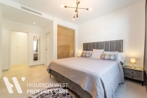 3 bedrooms, iron/ironing board, free WiFi, bed sheets